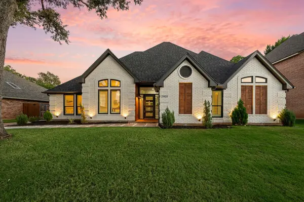 2905 Crestline Drive, Grapevine, TX 76051