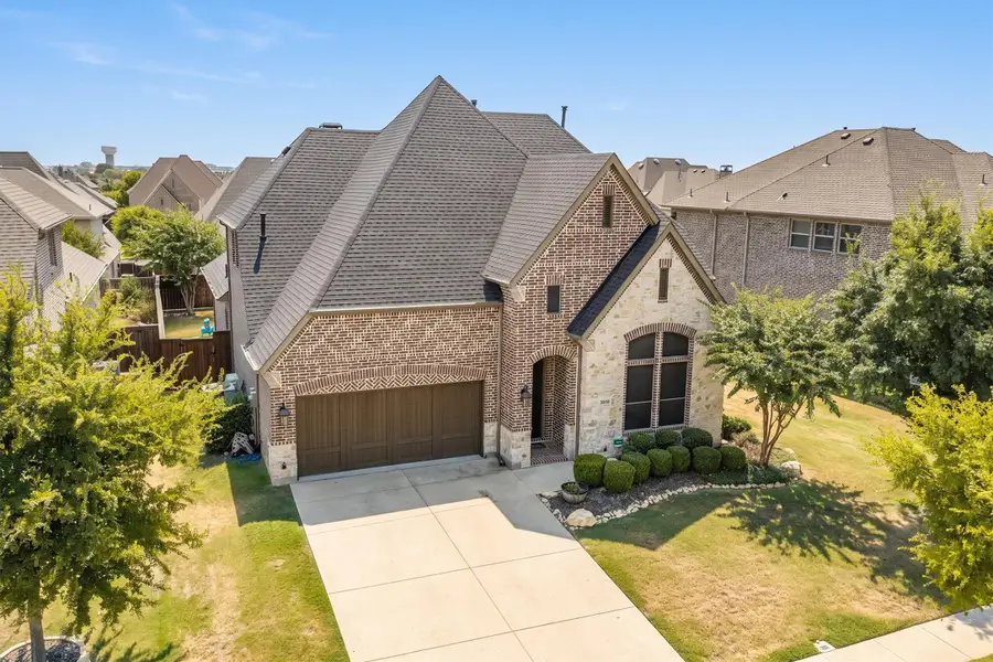 1024 Highpoint Way, Roanoke, TX 76262 - #2