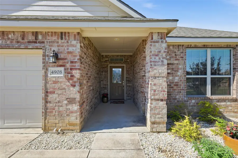 4908 Lake Park Drive, Sanger, TX 76266 - #2