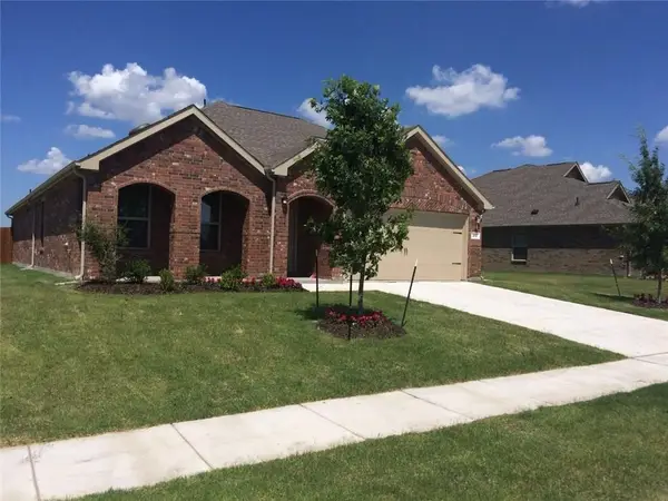 412 Acadia Lane, Forney, TX 75126