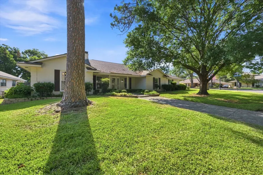 3113 Westador Drive, Arlington, TX 76015 - #2