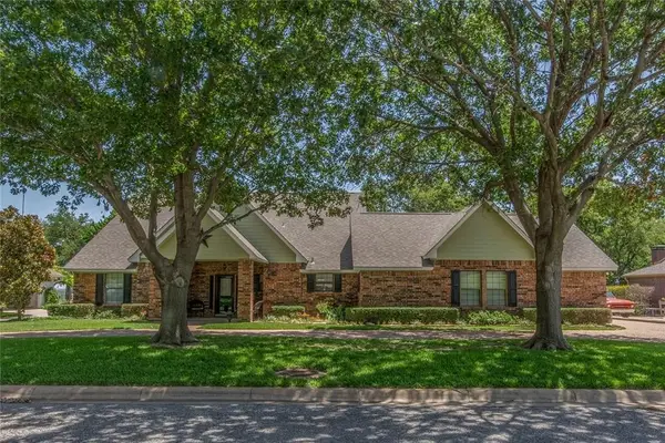 505 S Glacier Drive, Sherman, TX 75092