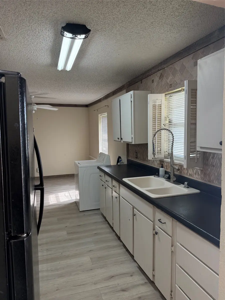 913 County Road 1003a, Godley, TX 76044 - #2