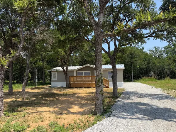 111 Shady Springs Drive, Bridgeport, TX 76426