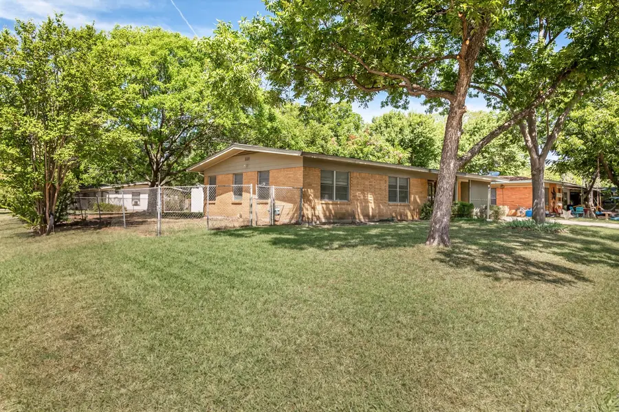 1203 Sunnybrook Drive, Irving, TX 75061 - #3