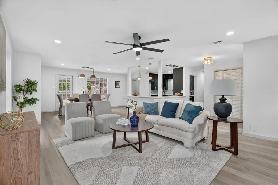 5817 Stone Drive, North Richland Hills, TX 76180 - #2