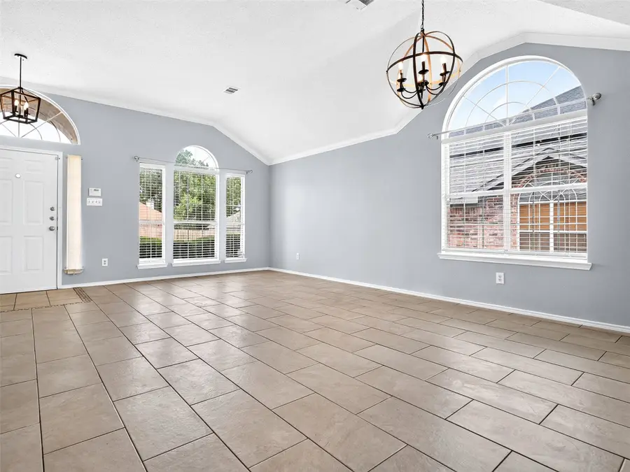 1022 Pondview Drive, Cedar Hill, TX 75104 - #2