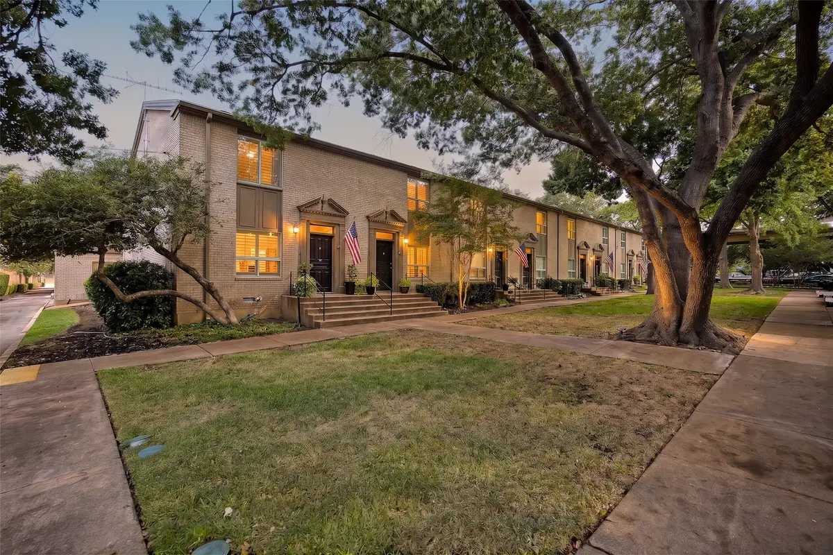 7424 W Northwest Highway #9, Dallas, TX 75225 - #1