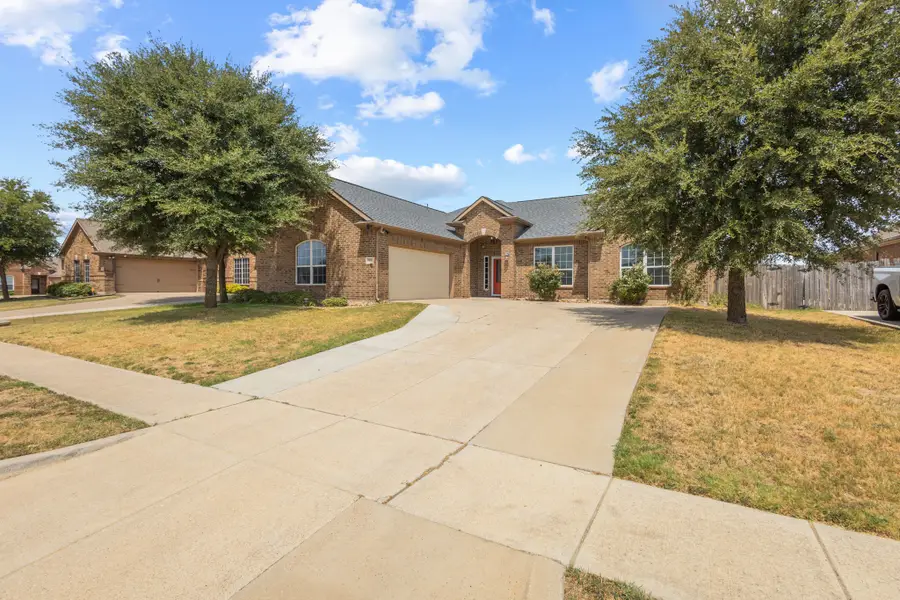 302 Kaylee Way, Red Oak, TX 75154 - #2