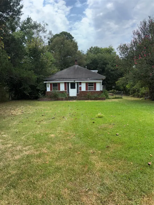 3117 Moore Station Road, Shreveport, LA 71108