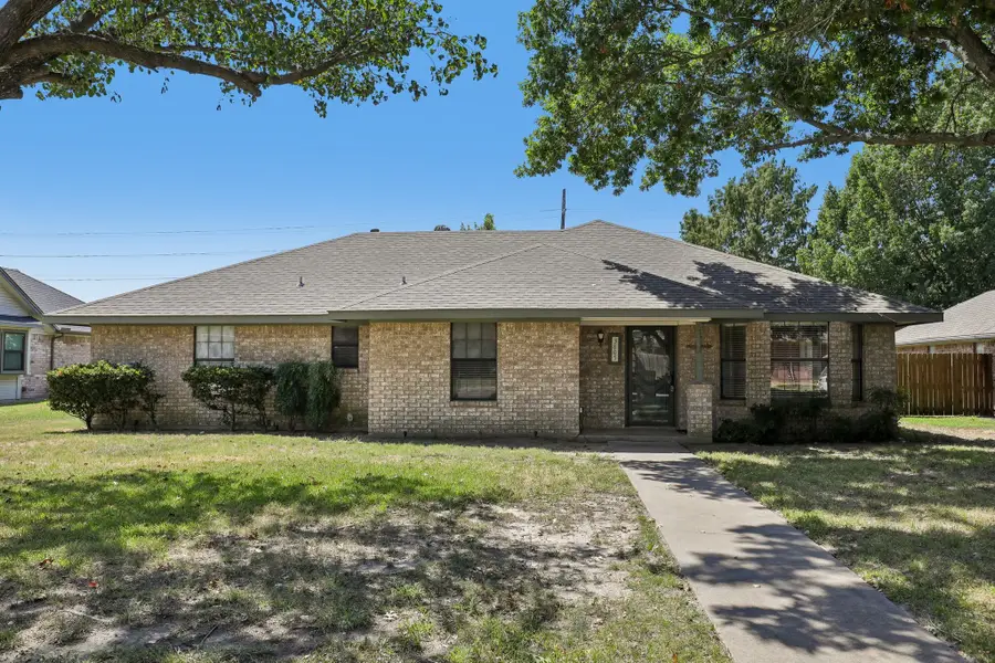 3805 Sunhill Drive, Greenville, TX 75402 - #2