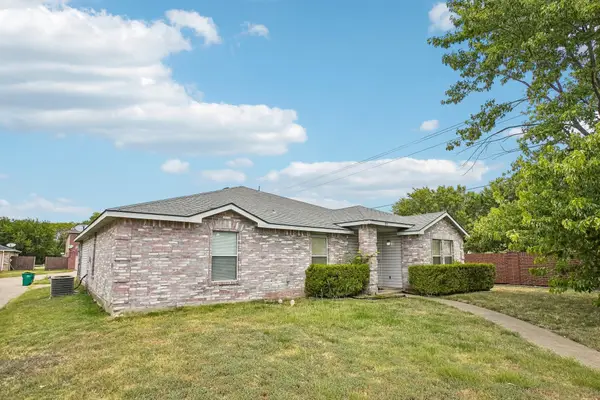 659 Pondview Drive, Cedar Hill, TX 75104