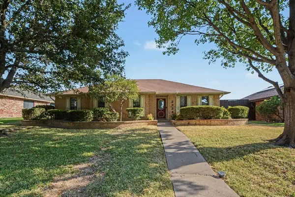 2324 Harbinger Lane, Dallas, TX 75287