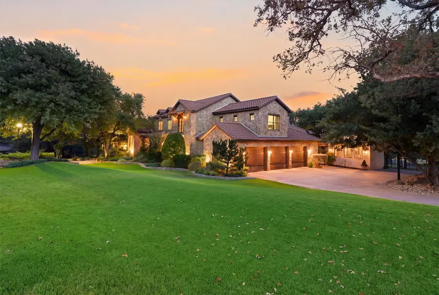 1501 Oaklawn Court, Aledo, TX 76008 - #2