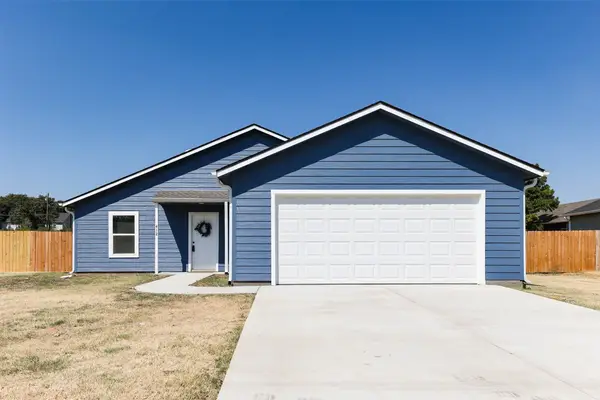412 Susan Drive, Kennedale, TX 76060