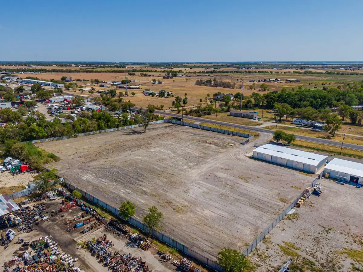 3026 S Highway 77, Waxahachie, TX 75165 - #1