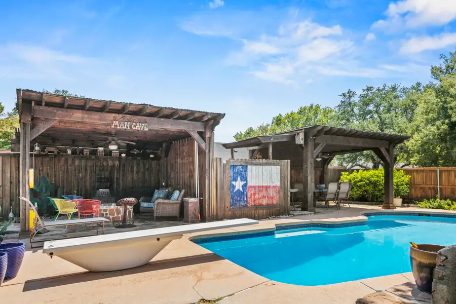1946 Oakbluff Drive, Carrollton, TX 75007 - #2