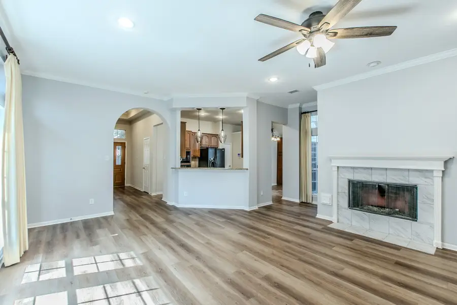 3107 Lake Oak Drive, Arlington, TX 76017 - #3