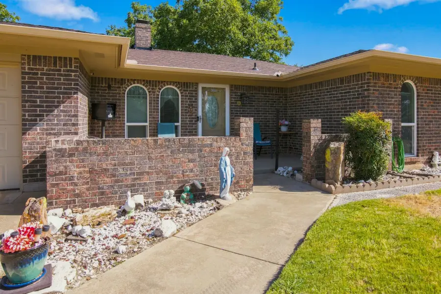 504 Panama Court, Granbury, TX 76048 - #2