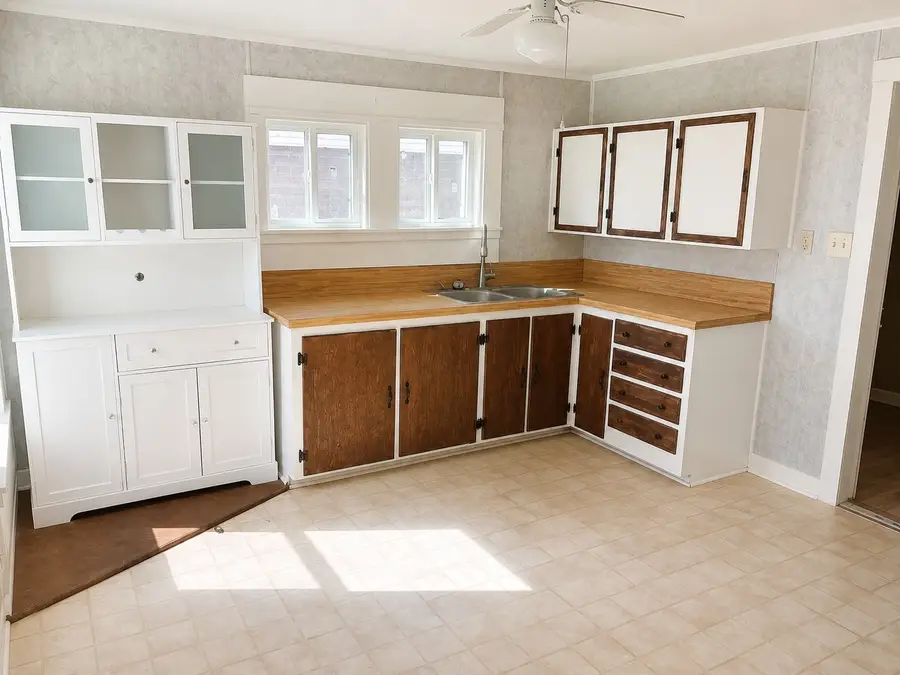 105 Brookshire, Riesel, TX 76682 - #2