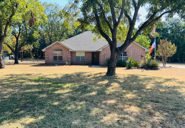 6703 Lejeune Court, Granbury, TX 76049