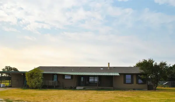 601 Highway 588, Comanche, TX 76442