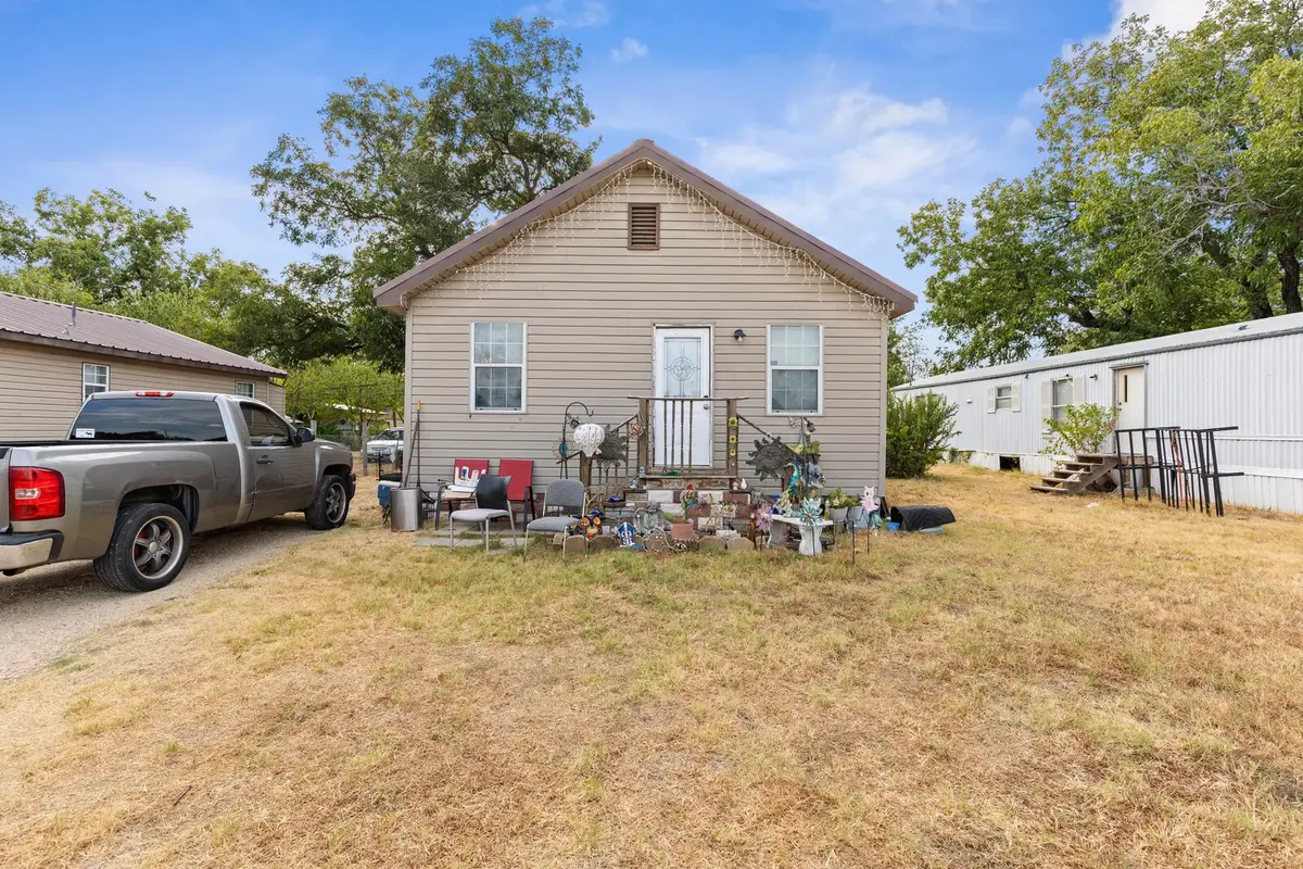 1412 Oaklawn Street, Bellmead, TX 76705 - #1