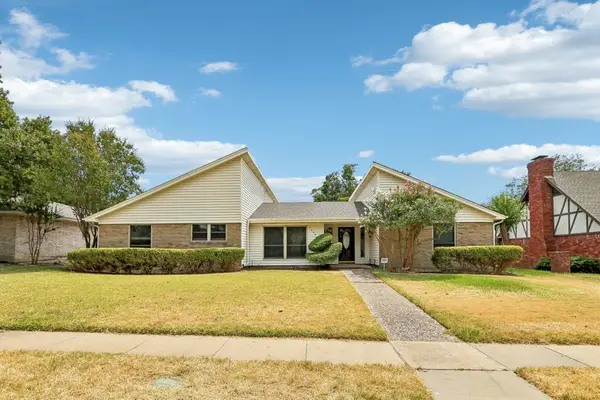2840 Meadowbrook Drive, Plano, TX 75075