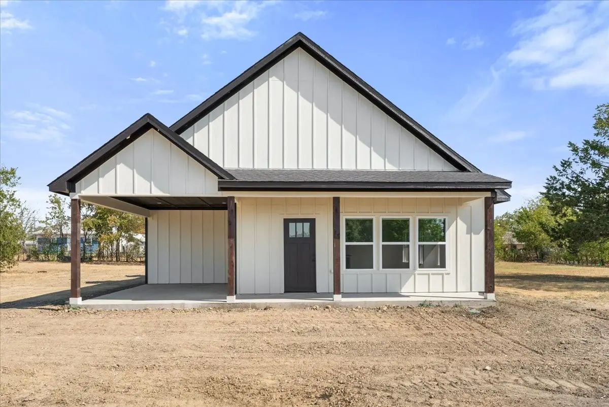 104 S Fm 1126, Barry, TX 75102 - #1