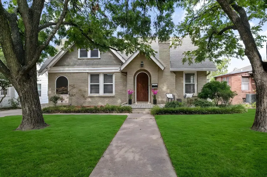 2620 S Adams Street, Fort Worth, TX 76110 - #2