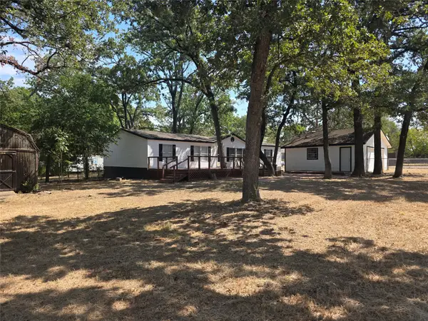 100 Crow Street, Mabank, TX 75156