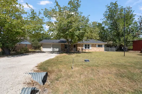 502 N King Street, Itasca, TX 76055