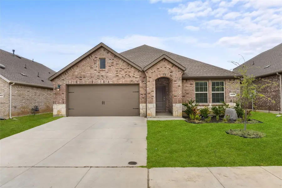 9805 Quail Pointe Road, Aubrey, TX 76227 - #2
