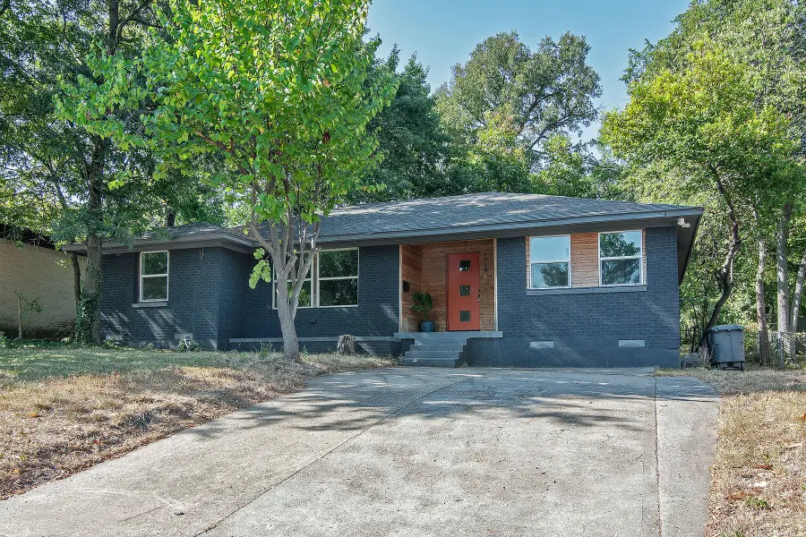 7326 Maringo Drive, Dallas, TX 75227 - #2