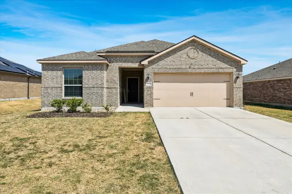 3008 Watercrest Drive, Sanger, TX 76266