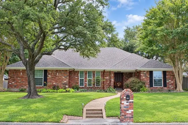 903 Canyon Drive, Cleburne, TX 76033