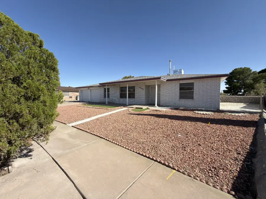 10604 Lakewood Avenue, El Paso, TX 79935 - #2