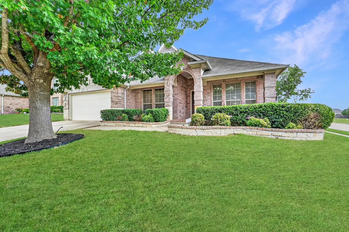 14 Lucas Lane, Edgecliff Village, TX 76134 - #1