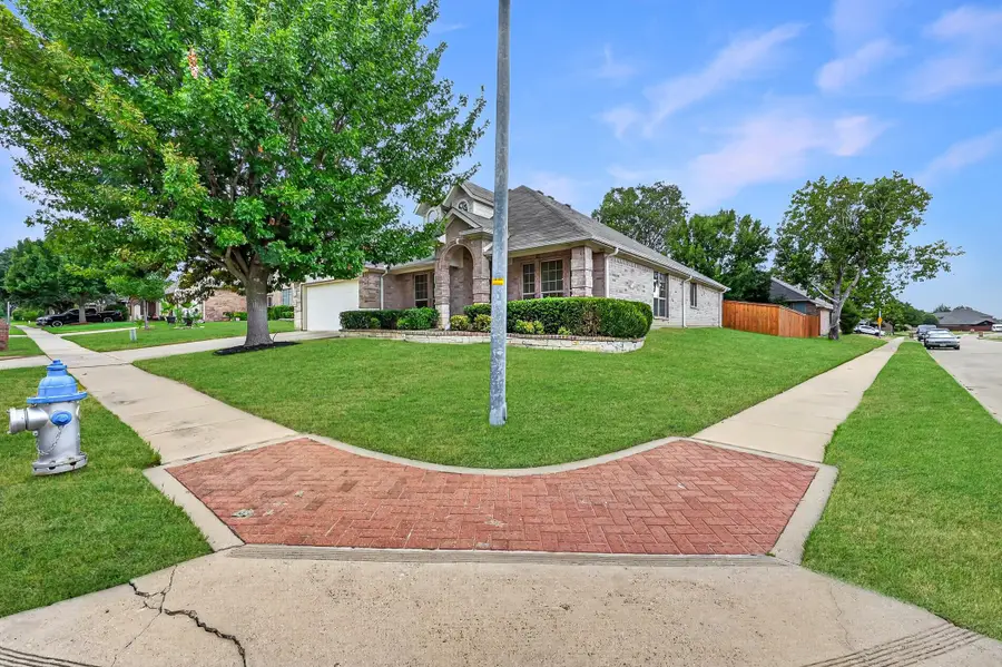 14 Lucas Lane, Edgecliff Village, TX 76134 - #3