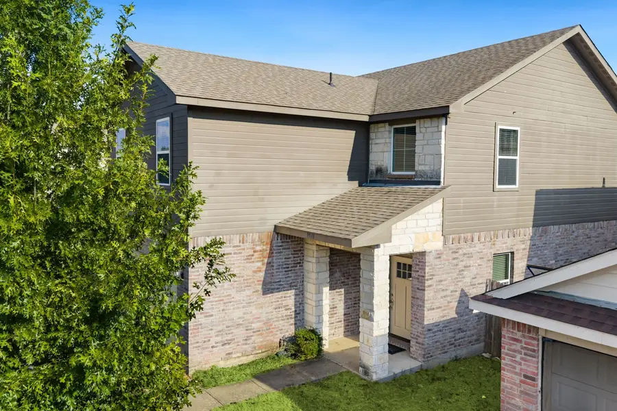 9910 Ironhorse Drive, Dallas, TX 75227 - #2
