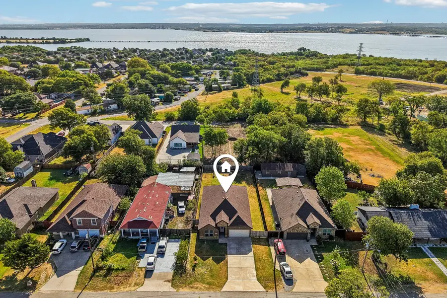 1918 Avenue D, Grand Prairie, TX 75051 - #2