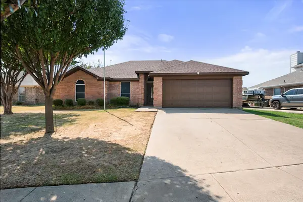 8031 Blue Duck Trail, Arlington, TX 76002