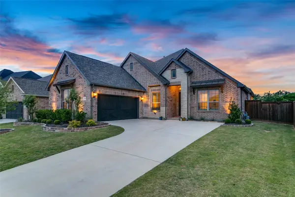 216 Big Sky Circle, Northlake, TX 76226