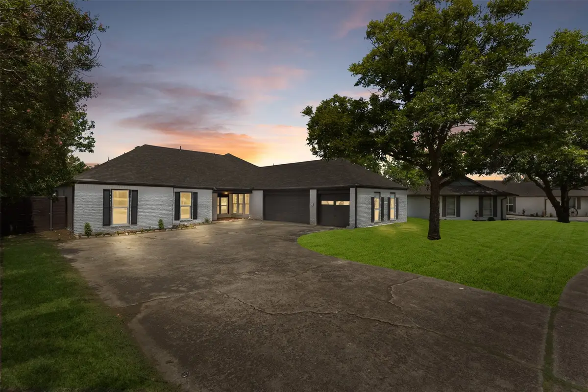 5000 Edgewater Drive, Rowlett, TX 75088 - #1