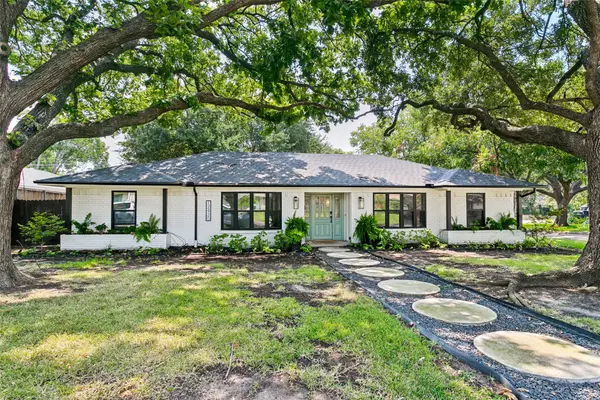 12420 Wood Manor Circle, Farmers Branch, TX 75234