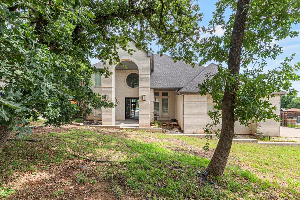 810 Pennsylvania Avenue, Kennedale, TX 76060