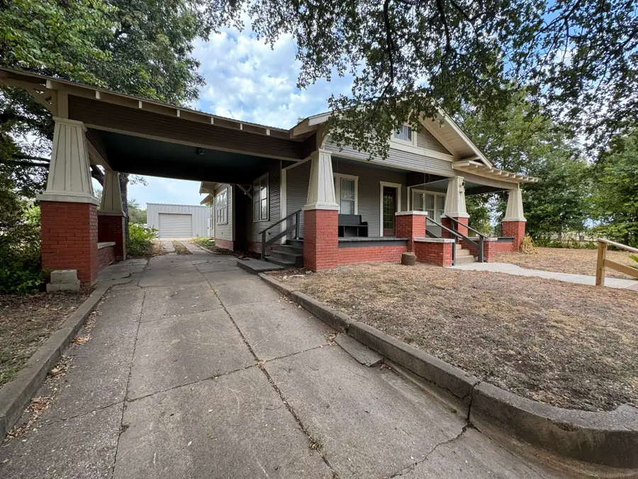 410 E Main Street, Wortham, TX 76693 - #3