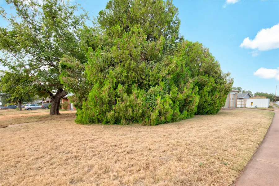 2168 Westview Drive, Abilene, TX 79603 - #2