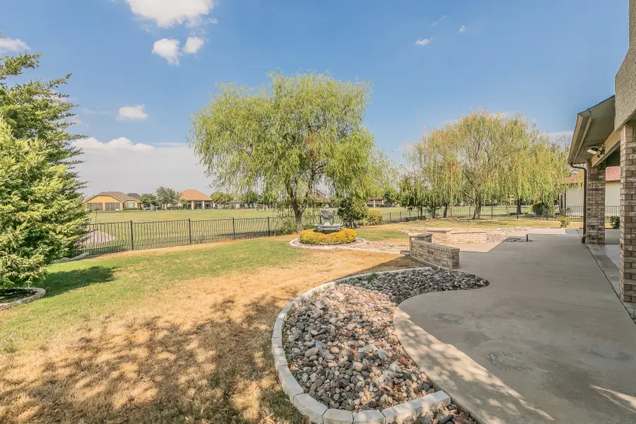8701 Freeport Drive, Denton, TX 76207 - #3