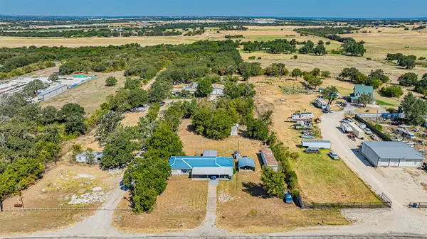 3227 E Washington Street, Stephenville, TX 76401